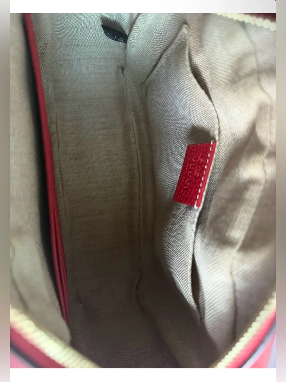 Gucci Bree Crossbody Camera Bag